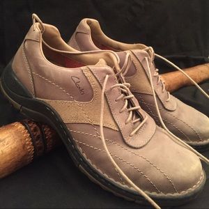 Men’s Clark’s casual oxfords